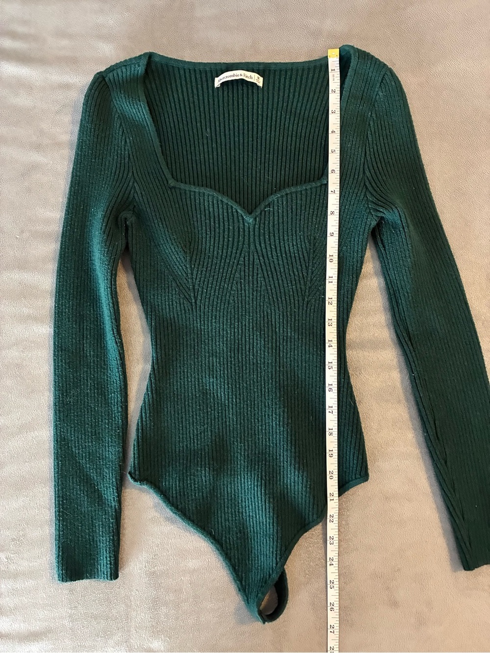Abercrombie & Fitch Dark Green Ribbed Long-Sleeve Bodysuit - Picture 7 of 8